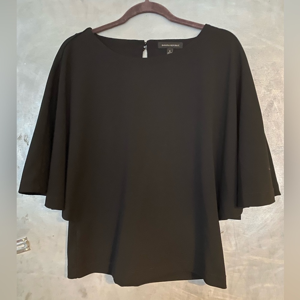 Banana Republic black blouson top size small